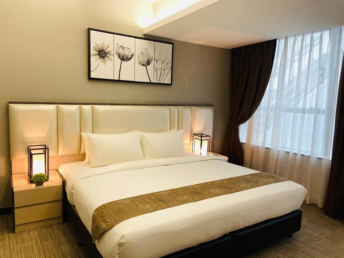 Glex Hotel Signature Джохор-Бару Экстерьер фото
