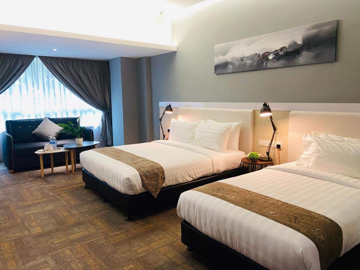 Glex Hotel Signature Джохор-Бару Экстерьер фото