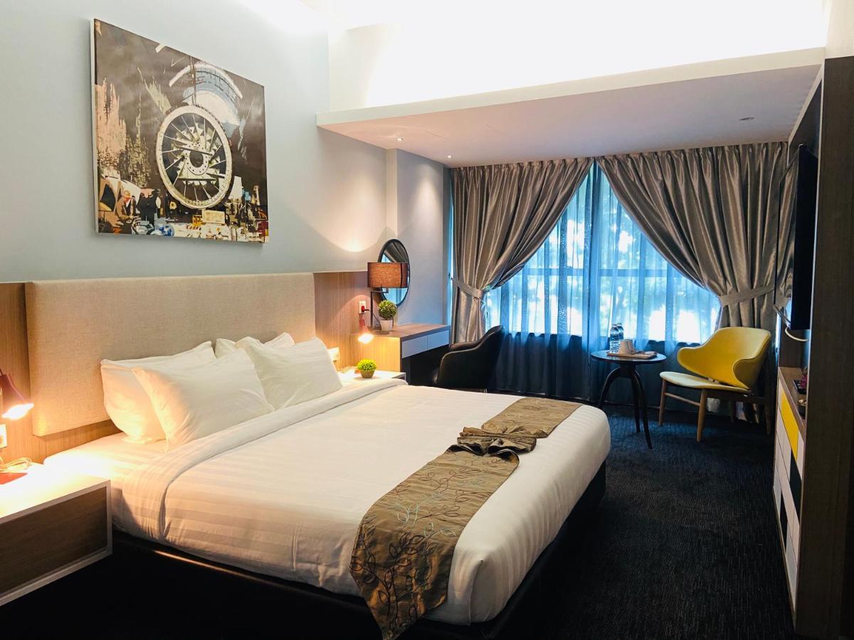 Glex Hotel Signature Джохор-Бару Экстерьер фото