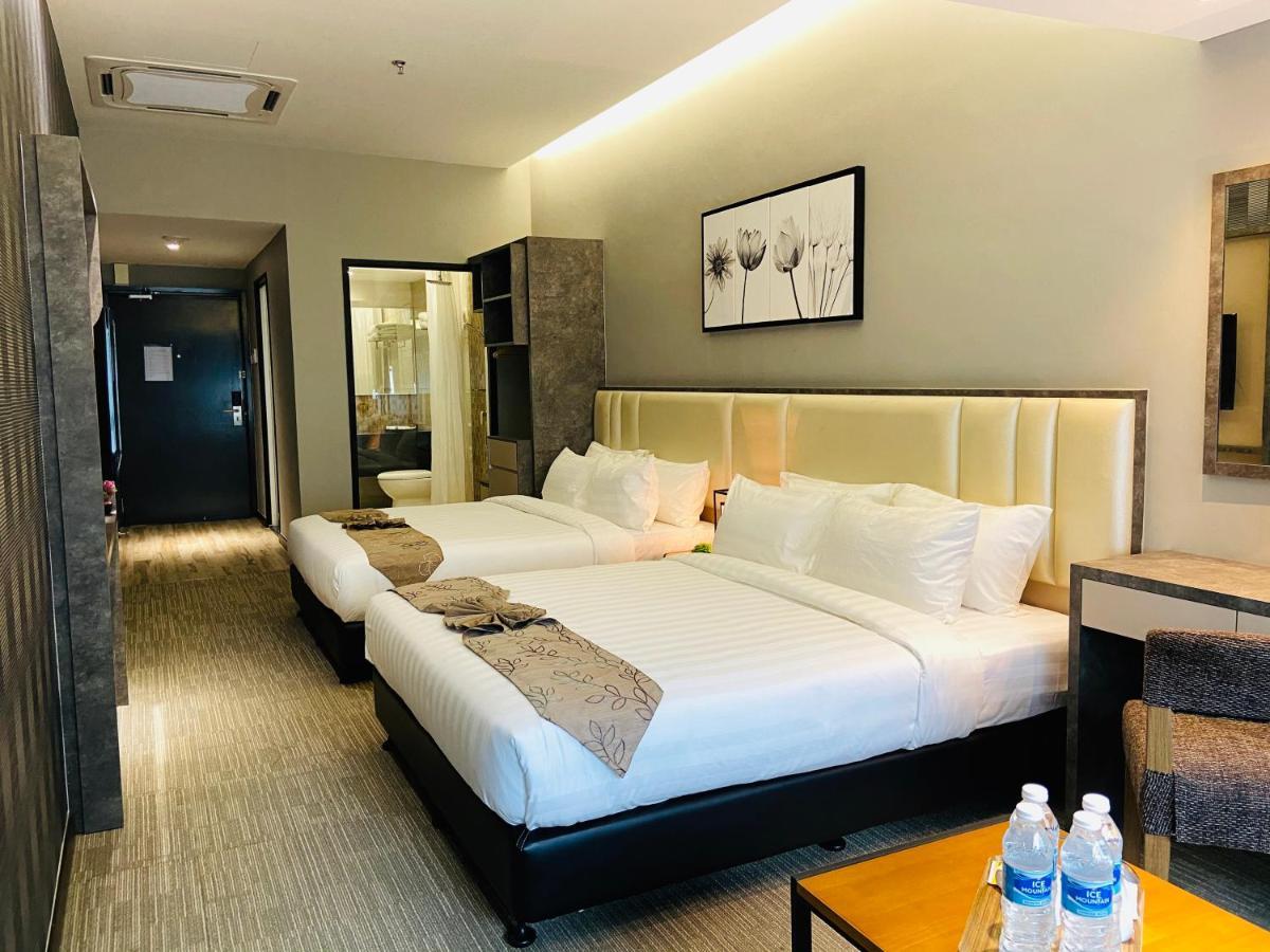 Glex Hotel Signature Джохор-Бару Экстерьер фото