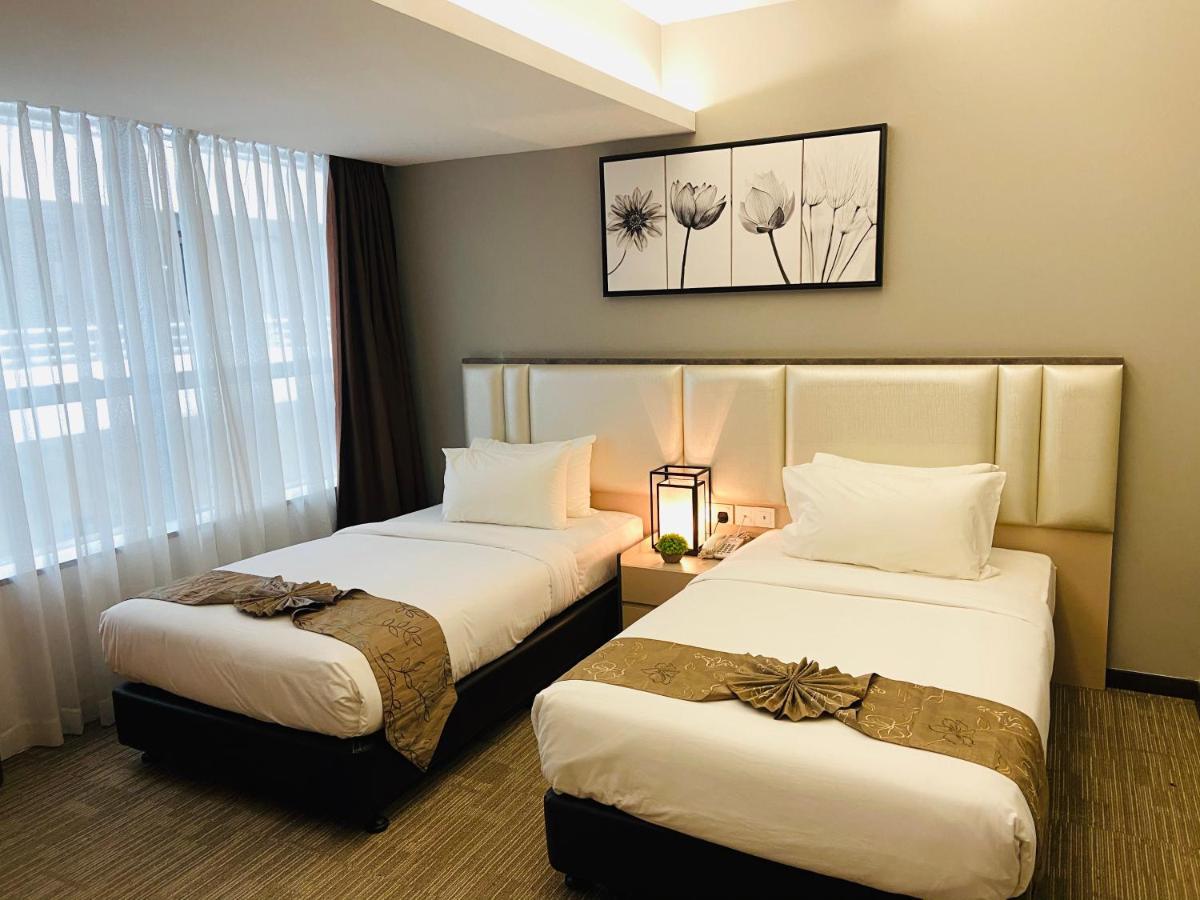 Glex Hotel Signature Джохор-Бару Экстерьер фото
