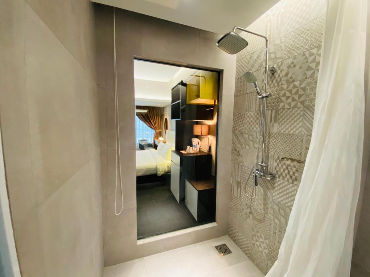 Glex Hotel Signature Джохор-Бару Экстерьер фото